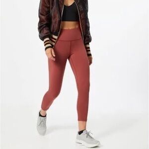 Under Armour Meridian Crop Leggings Rust Brown Red Pocket Tights Women’s Size XS